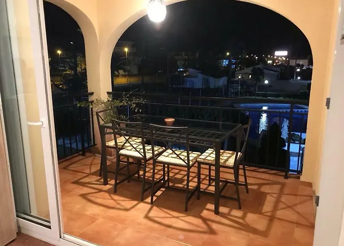 Апартаменти Golden Park